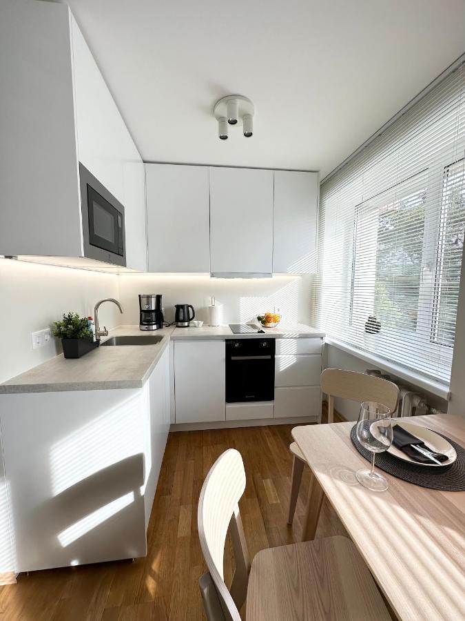 Lovely Beachfront Apartment In Paernu Buitenkant foto